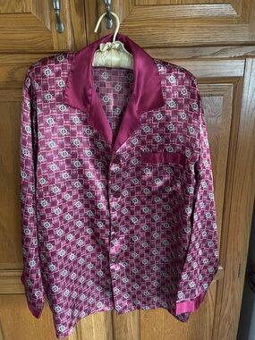 Men's Burgundy Patterned Satin Button-Up PJ Shirt with Contrast Collar